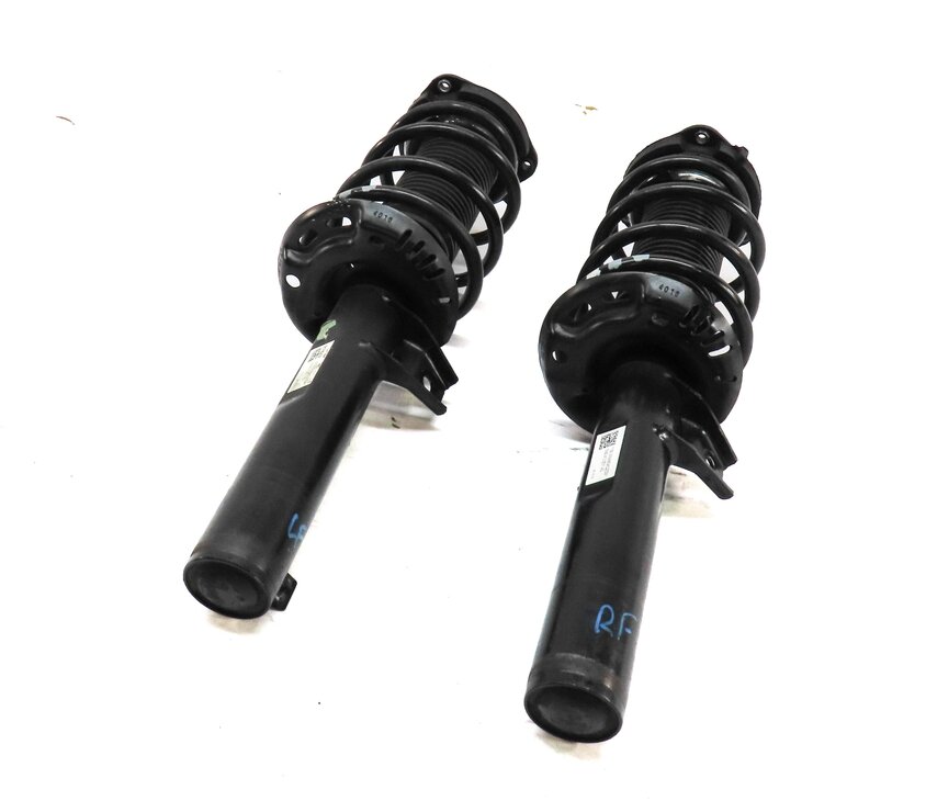 2015-2018 AUDI Q3 (8U) FRONT LEFT & RIGHT STANDARD SUSPENSION SHOCK STRUT SET-2