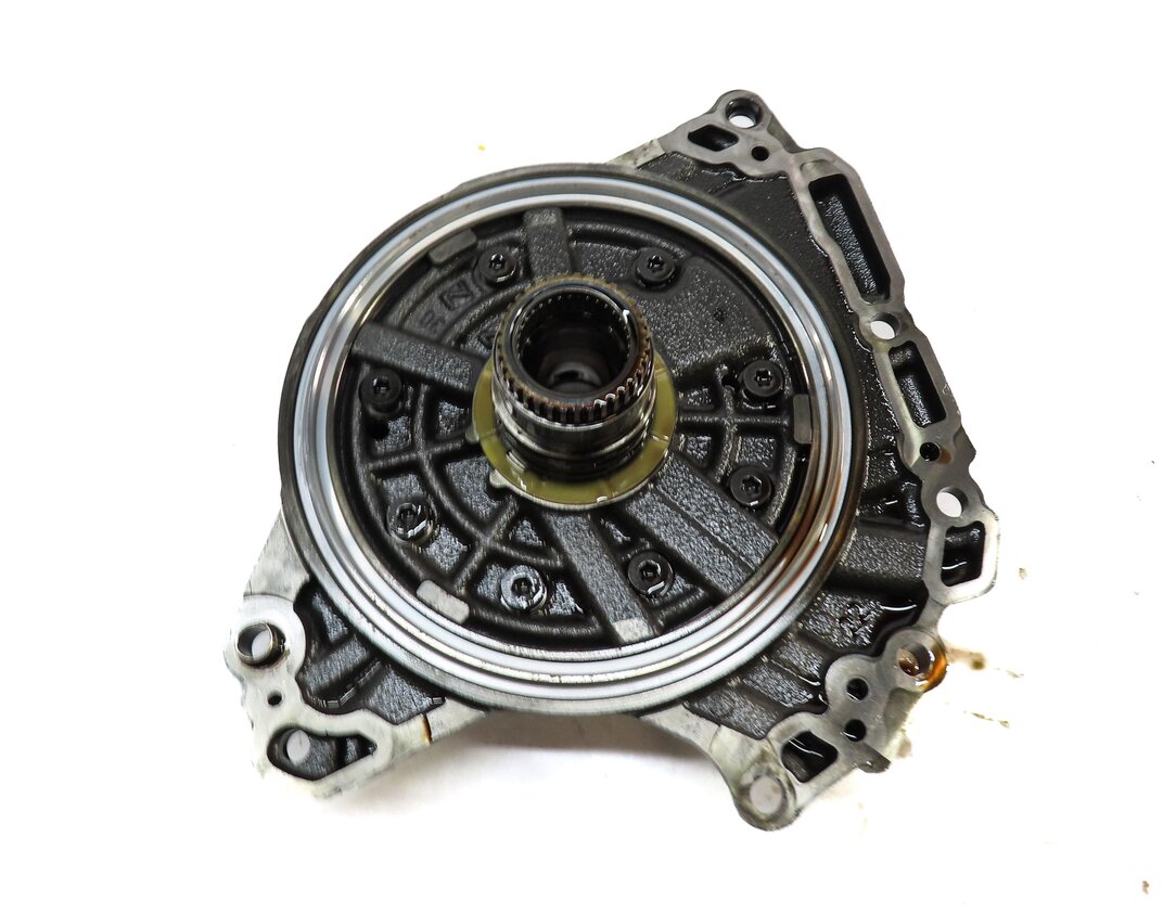 Thumbnail 3: 2015-2018 VW TIGUAN AUDI Q3 (8U) FWD - AUTO AUTOMATIC TRANSMISSION OIL PUMP