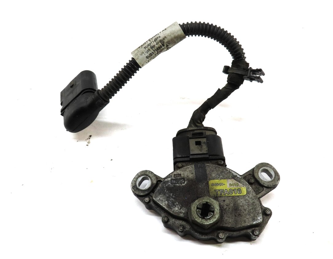 Thumbnail 2: 2017 AUDI Q3 (8U) TRANSMISSION NEUTRAL SAFETY RANGE SWITCH