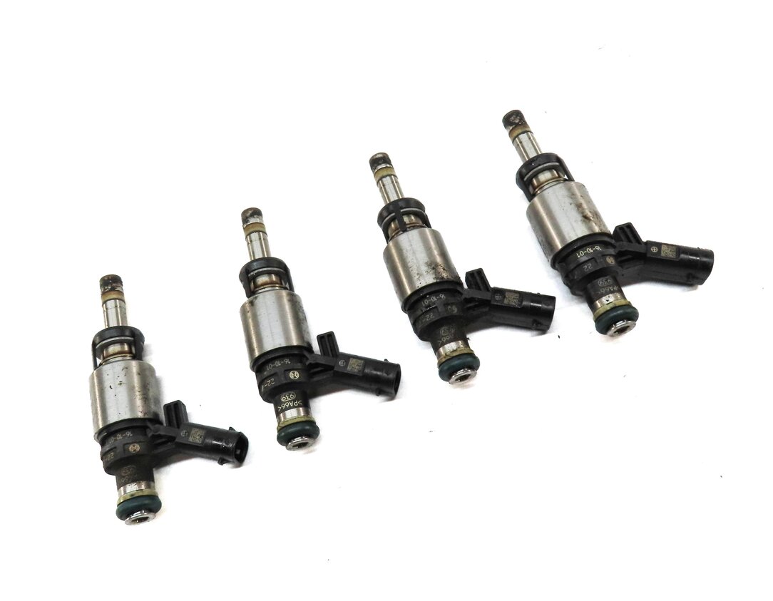 Thumbnail 3: 08-17 AUDI A3 A4 A5 A6 Q5 TT (8P B8 8K 8T 8R MK2 C7) 2.0L FSI FUEL INJECTOR SET