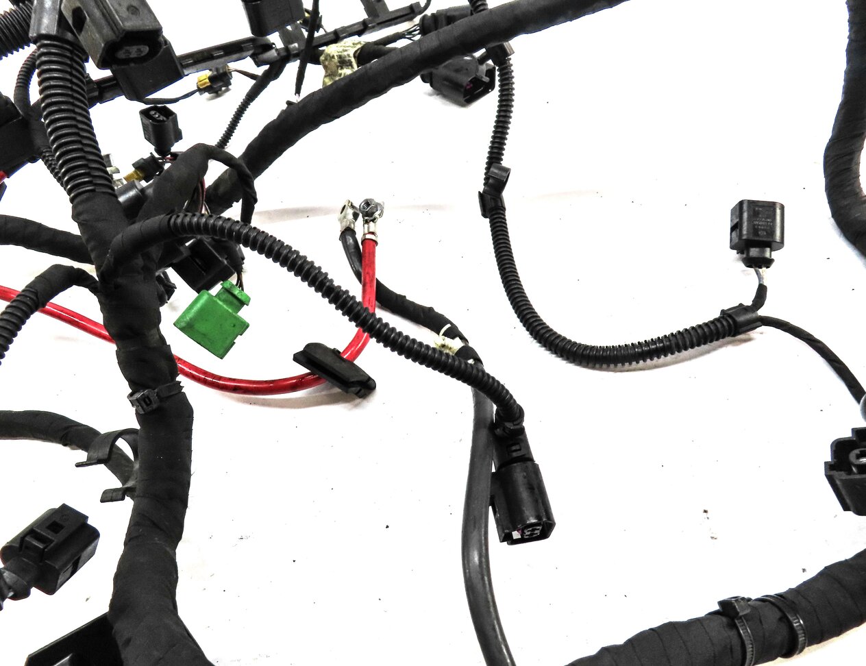 Thumbnail 7: 2017 AUDI Q3 (8U) 2.0L CCTA TURBO ENGINE WIRE WIRING HARNESS LOOM