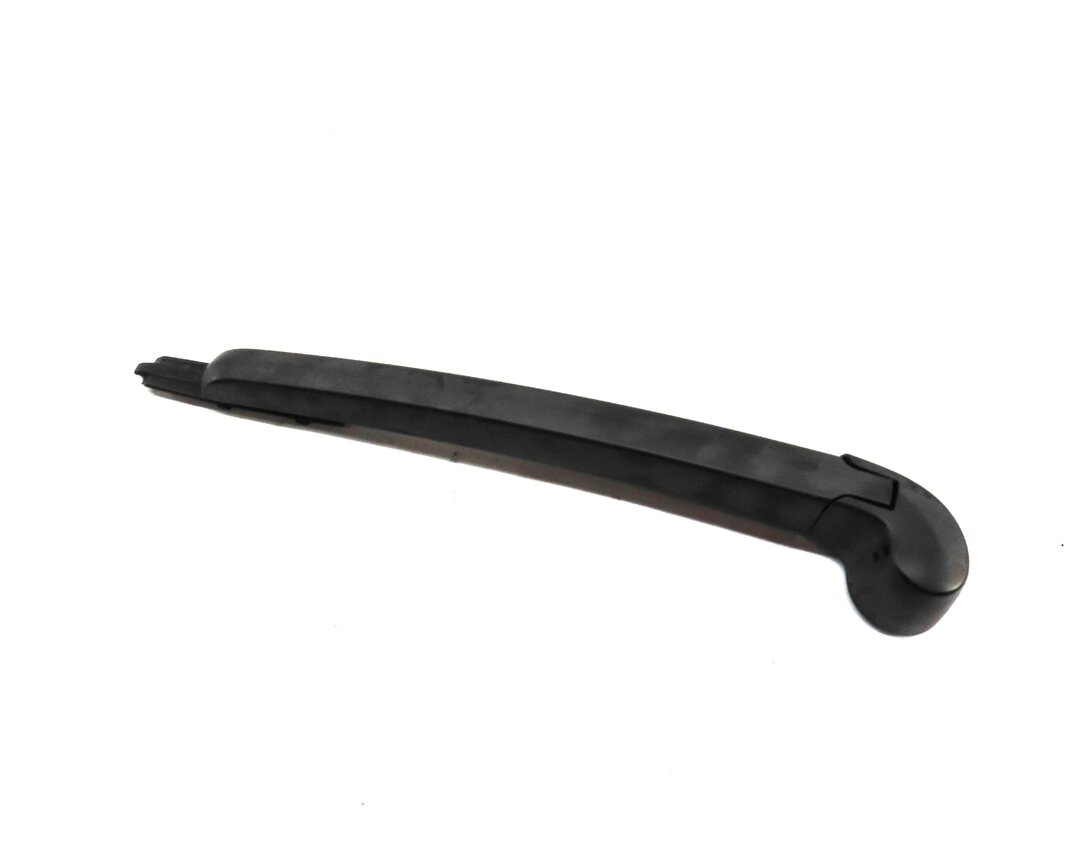 Thumbnail 1: 2015-2018 AUDI Q3 (8U) TRUNK HATCH GATE RAR WIPER ARM