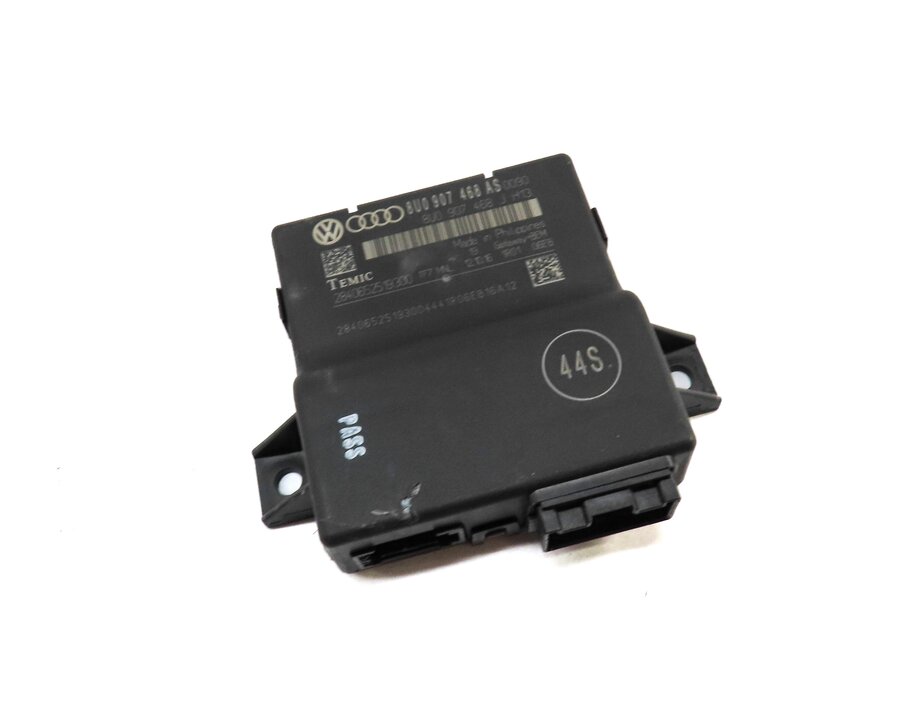 2015-2018 AUDI Q3 (8U) GATEWAY INTERFACE CONTROL MODULE