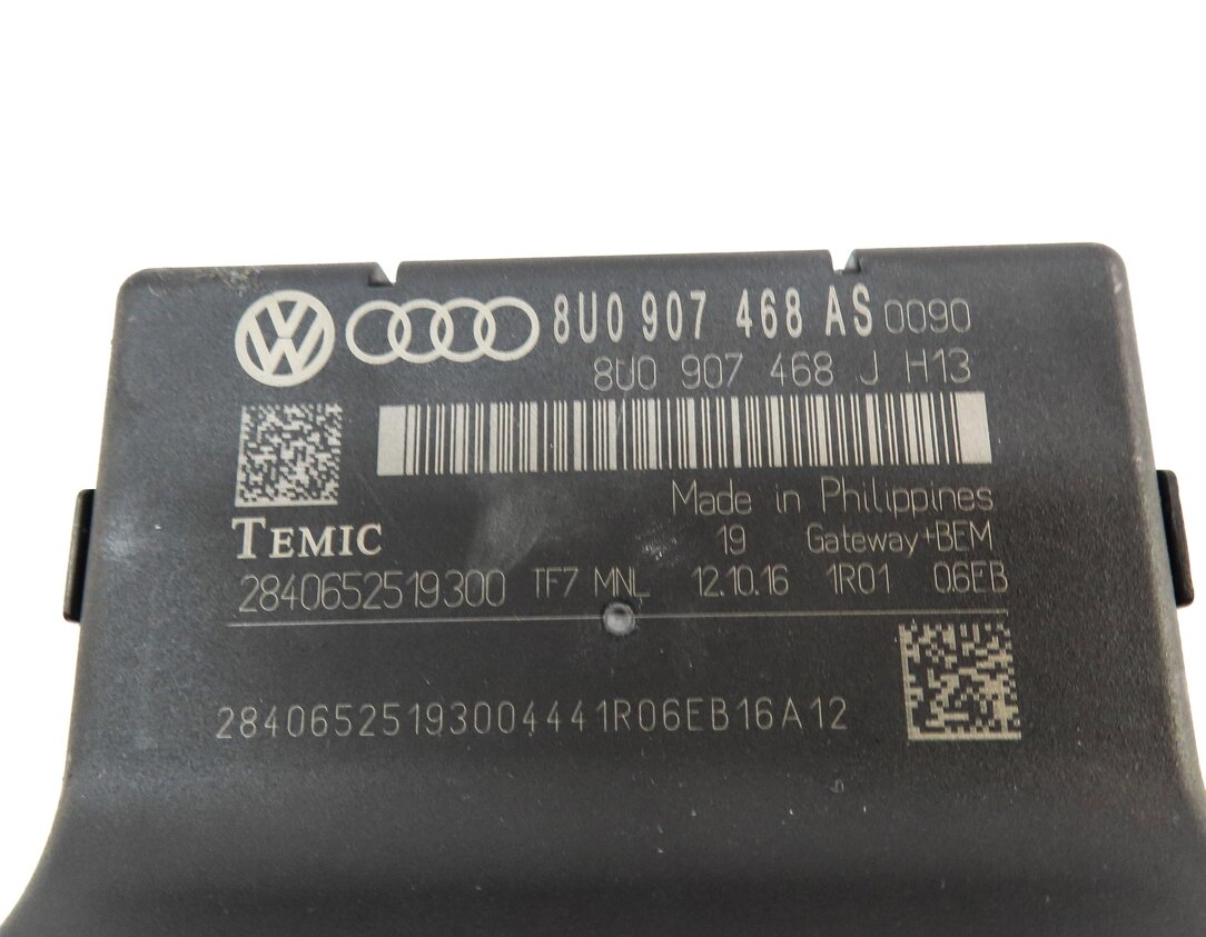 Thumbnail 3: 2015-2018 AUDI Q3 (8U) GATEWAY INTERFACE CONTROL MODULE