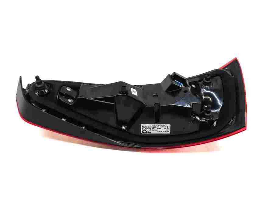 Thumbnail 4: 2015-2018 AUDI Q3 (8U) REAR LEFT DRIVER TRUNK LED TAILLIGHT BRAKE LIGHT LAMP