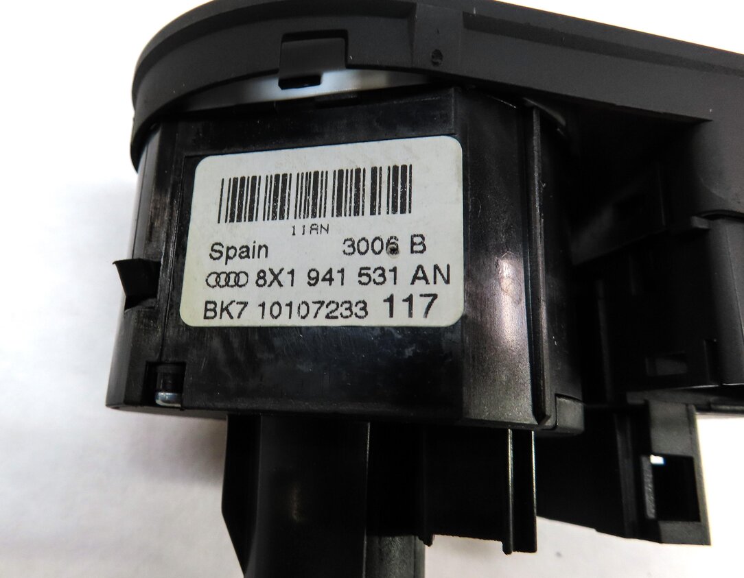 Thumbnail 4: 2017 AUDI Q3 (8U) HEADLIGHT HEAD LIGHT FOGLIGHT LAMP CONTROL SWITCH KNOB