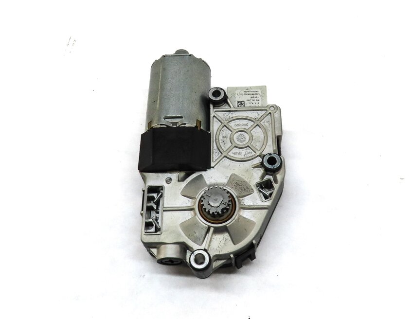 Thumbnail 3: 2015-2018 AUDI Q3 (8U) SUNROOF SUN ROOF WINDOW MOTOR