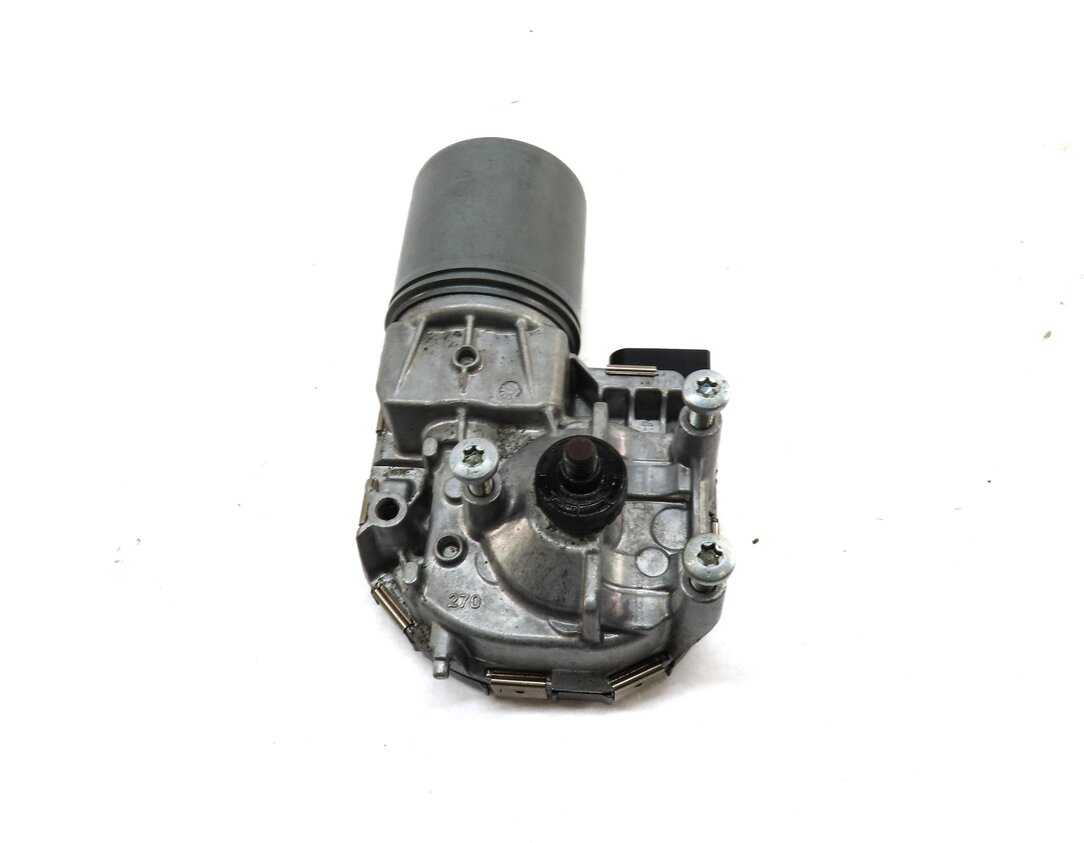 Thumbnail 3: 2015-2018 AUDI Q3 (8U) FRONT WINDSHIELD WIPER MOTOR