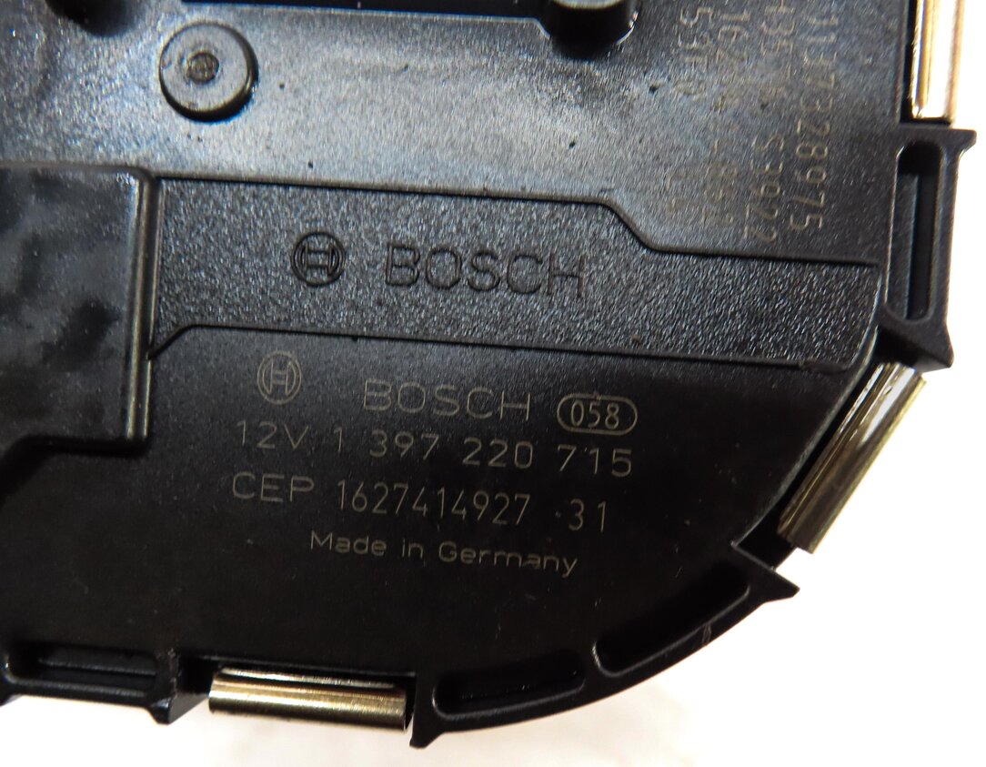 Thumbnail 6: 2015-2018 AUDI Q3 (8U) FRONT WINDSHIELD WIPER MOTOR