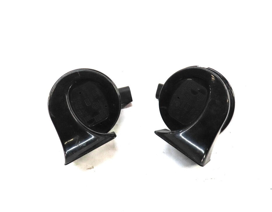 Thumbnail 2: 2015-2018 AUDI Q3 (8U) HIGH & LOW TONE SAFETY HORN SET-2