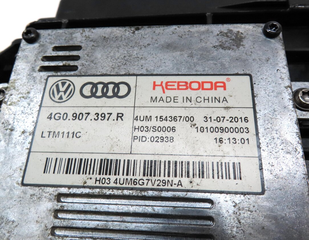 Thumbnail 5: 16-18 AUDI Q3 (8U) RIGHT PASSENGER HID XENON SELF ADJUST HEADLIGHT LIGHT LAMP