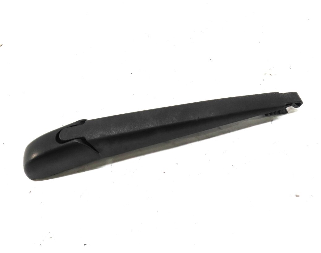 2015-2023 LAND ROVER DISCOVERY SPORT (L550) HATCH GATE TRUNK REAR WIPER ARM