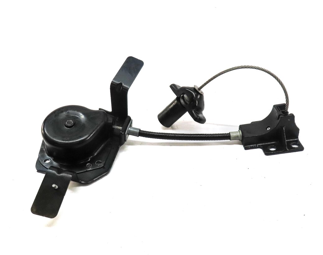 Thumbnail 3: 2017 LAND ROVER DISCOVERY SPORT (L550) EMERGENCY SPARE TIRE CARRIER WINCH