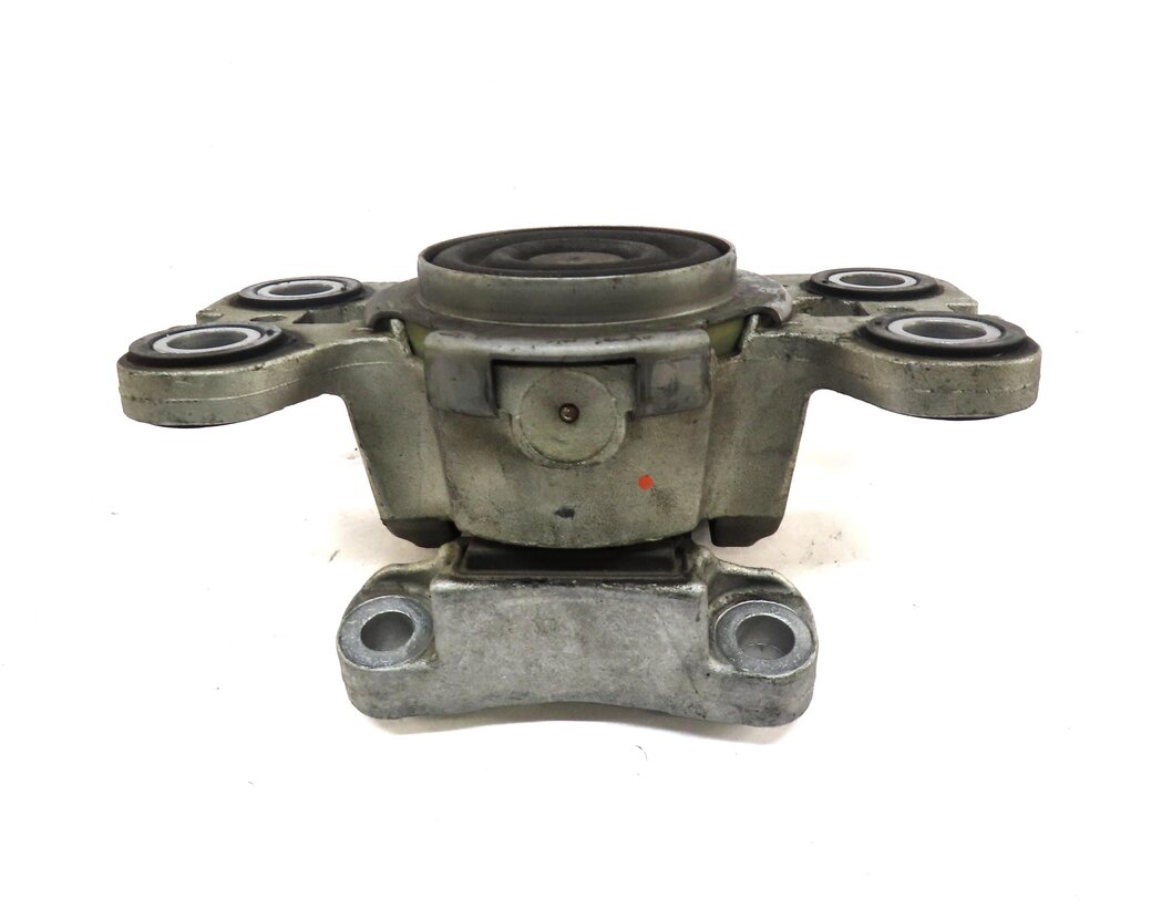 Thumbnail 3: 2017 LAND ROVER DISCOVERY SPORT (L550) 2.0L AWD REAR TRANSMISSION MOUNT BRACKET