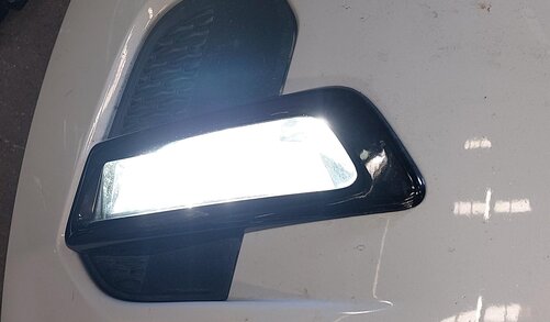 Thumbnail 2: 2015-2019 LAND ROVER DISCOVERY SPORT (L550) FRONT LEFT FOGLIGHT FOG LIGHT LAMP