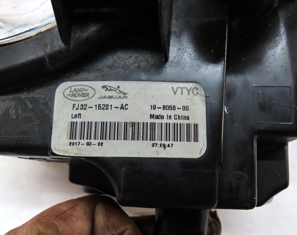 Thumbnail 6: 2015-2019 LAND ROVER DISCOVERY SPORT (L550) FRONT LEFT FOGLIGHT FOG LIGHT LAMP