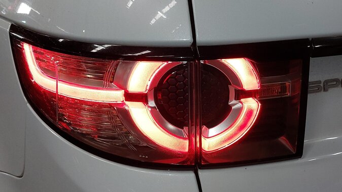 Thumbnail 2: 2015-2019 LAND ROVER DISCOVERY SPORT (L550) LEFT REAR INNER TAILLIGHT LIGHT LAMP