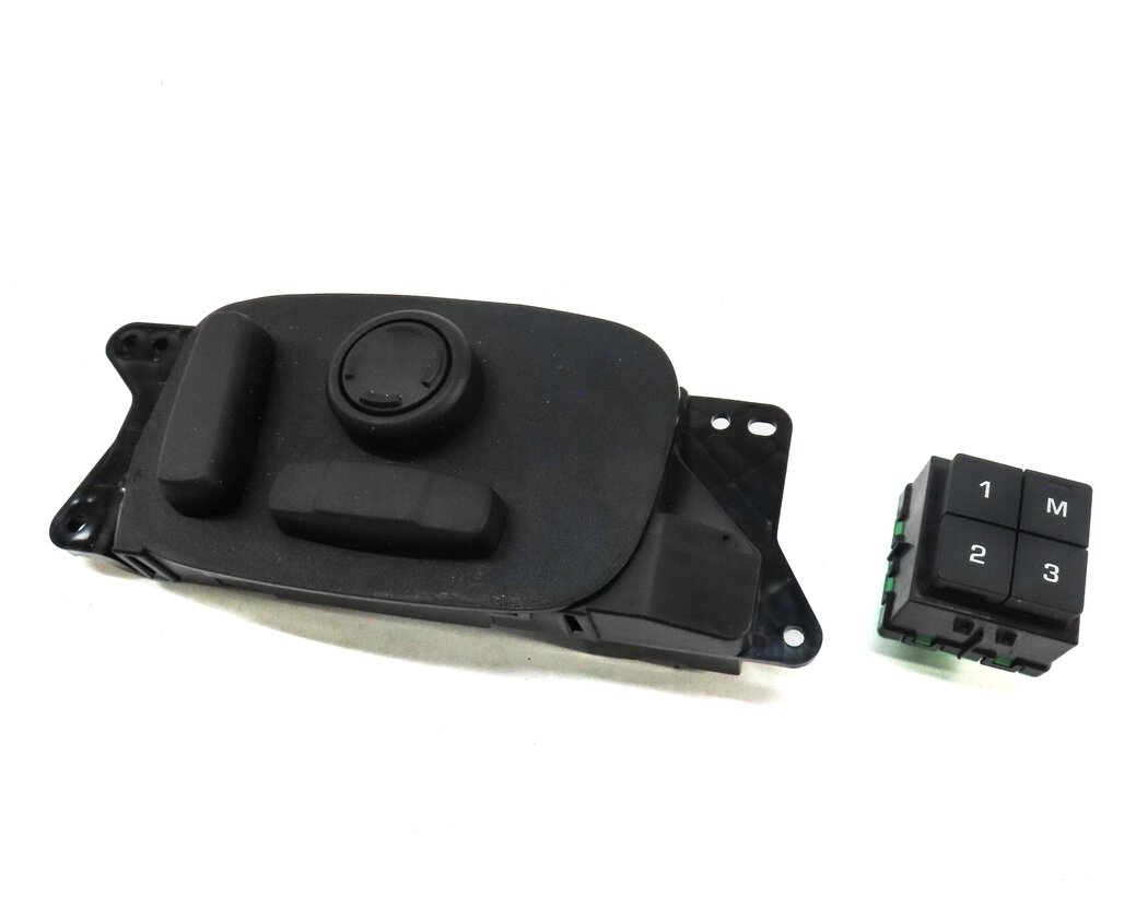 Thumbnail 1: 2017 LAND ROVER DISCOVERY SPORT (L550) FRONT RIGHT PASSENGER SEAT ADJUST SWITCH