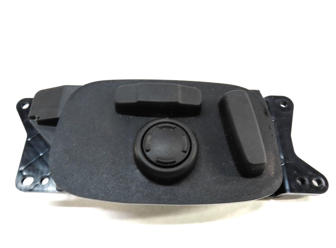 Thumbnail 7: 2017 LAND ROVER DISCOVERY SPORT (L550) FRONT RIGHT PASSENGER SEAT ADJUST SWITCH