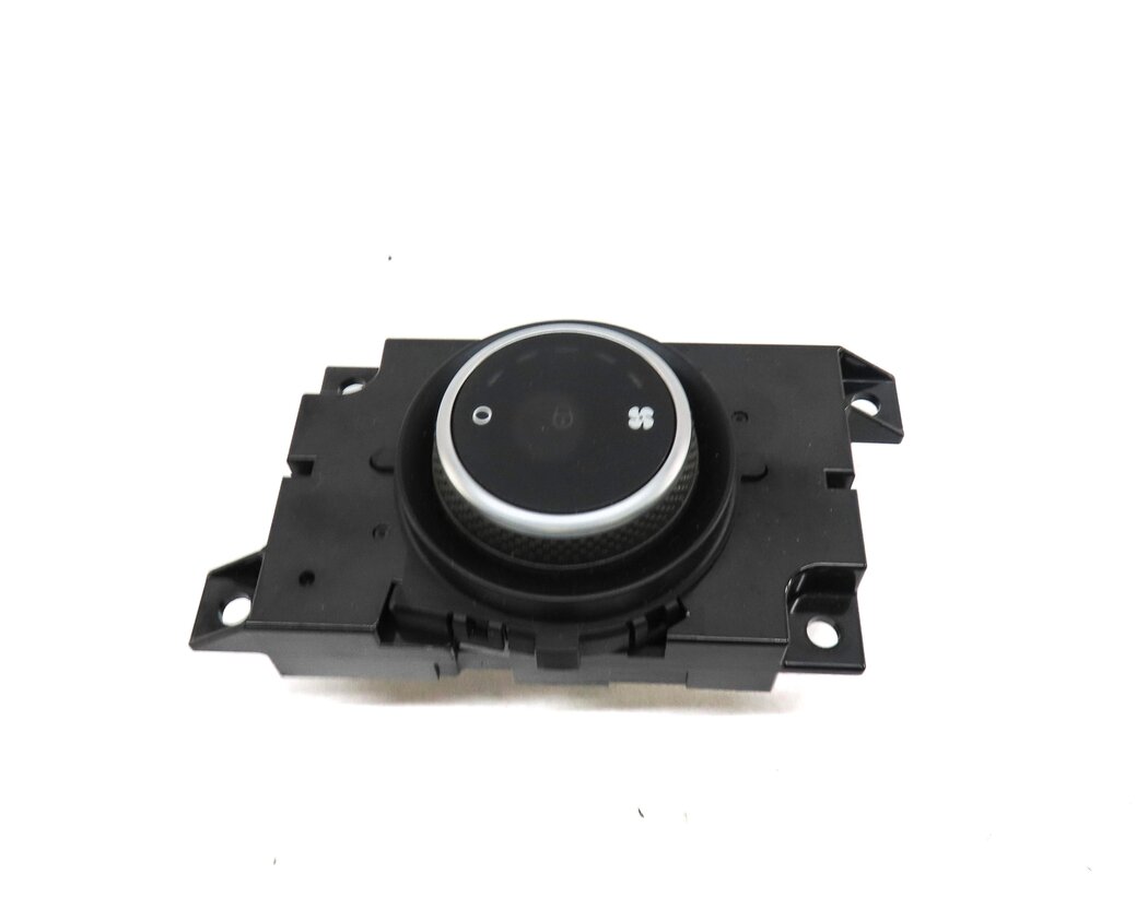 Thumbnail 2: 2015-2019 LAND ROVER DISCOVERY SPORT (L550) REAR HEATER A/C FAN SPEED CONTROL