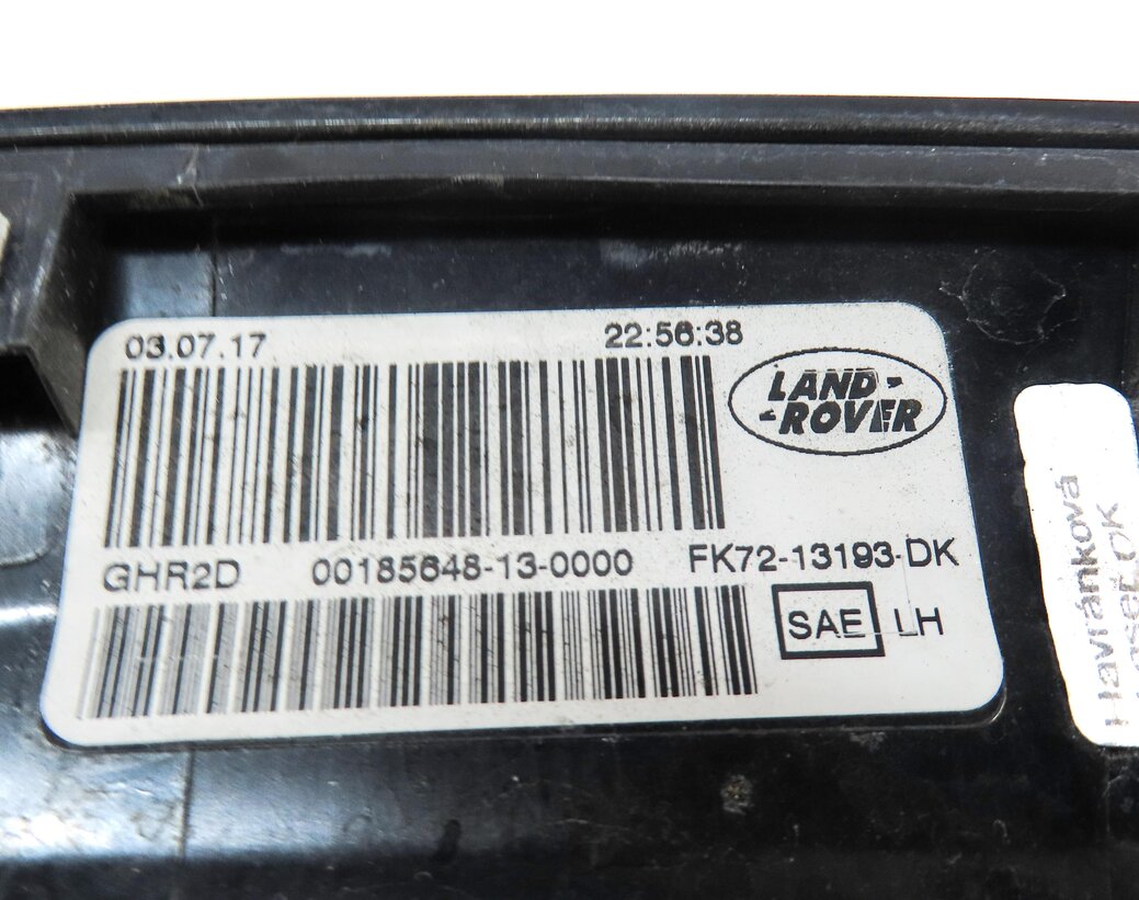 Thumbnail 5: 15-19 LAND ROVER DISCOVERY SPORT (L550) RIGHT REAR INNER TAILLIGHT LIGHT LAMP