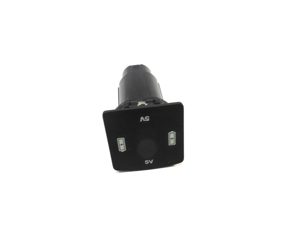 Thumbnail 1: 2017 LAND ROVER DISCOVERY SPORT (L550) AUXILIARY AUX USB 5V SOCKET