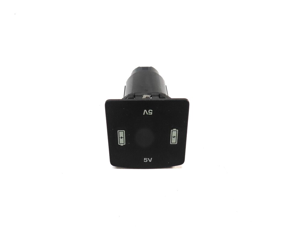 Thumbnail 2: 2017 LAND ROVER DISCOVERY SPORT (L550) AUXILIARY AUX USB 5V SOCKET