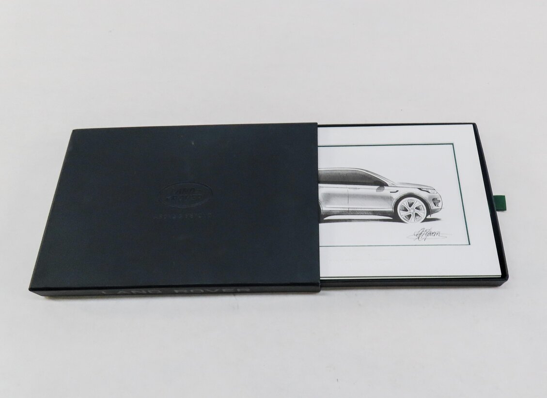 Thumbnail 6: 2017 LAND ROVER DISCOVERY SPORT L550 OWNERS ABOVE & BEYOND BOOK SET & CARRY CASE