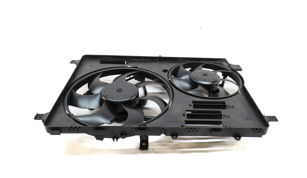 Thumbnail 3: 12-17 LR2 DISCOVERY SPORT RANGE ROVER EVOQUE (L538 L550) RADIATOR COOLING FAN
