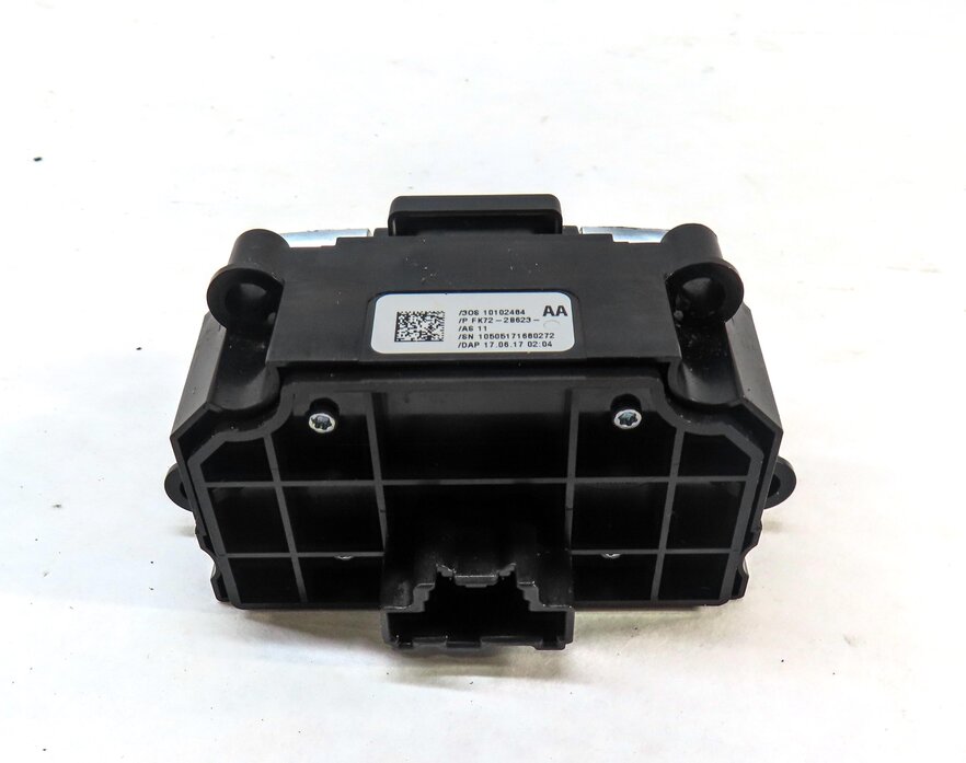 Thumbnail 3: 2017 LAND ROVER DISCOVERY SPORT (L550) EMERGENCY HILL PARKING E-BRAKE SWITCH