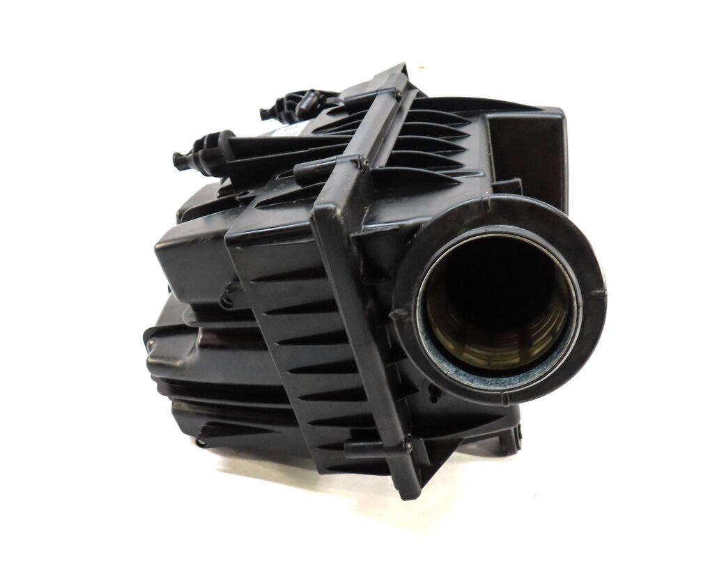 Thumbnail 3: 2015-2017 RANGE ROVER EVOQUE DISCOVERY SPORT (L538 L550) AIR FILTER BOX HOUSING