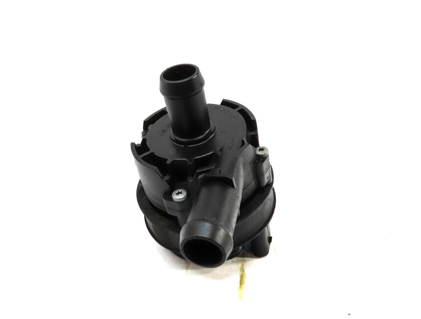 Thumbnail 2: 2015 MERCEDES CLA250 (C117 W117) 2.0L M270 TURBO ENGINE AUXILIARY WATER PUMP