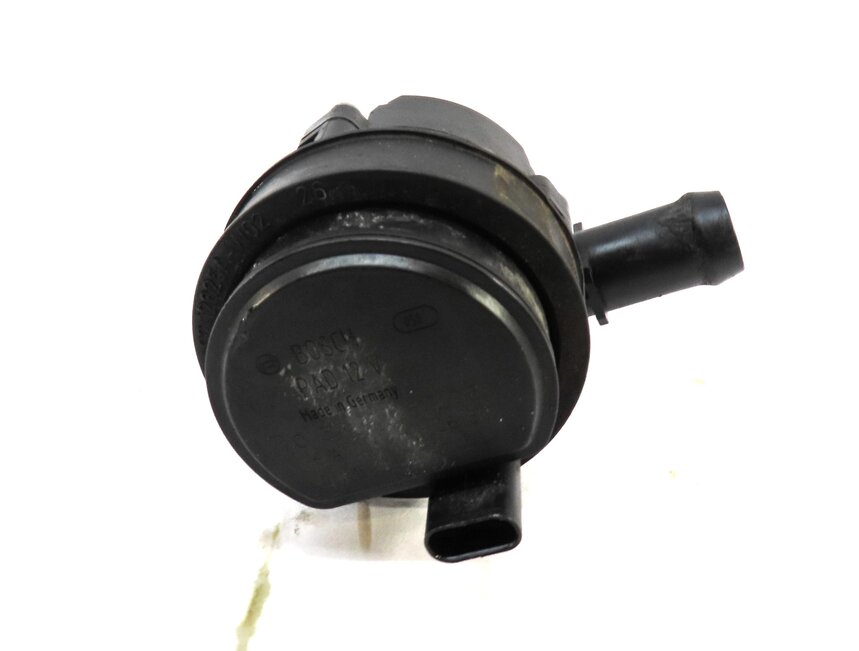 Thumbnail 3: 2015 MERCEDES CLA250 (C117 W117) 2.0L M270 TURBO ENGINE AUXILIARY WATER PUMP