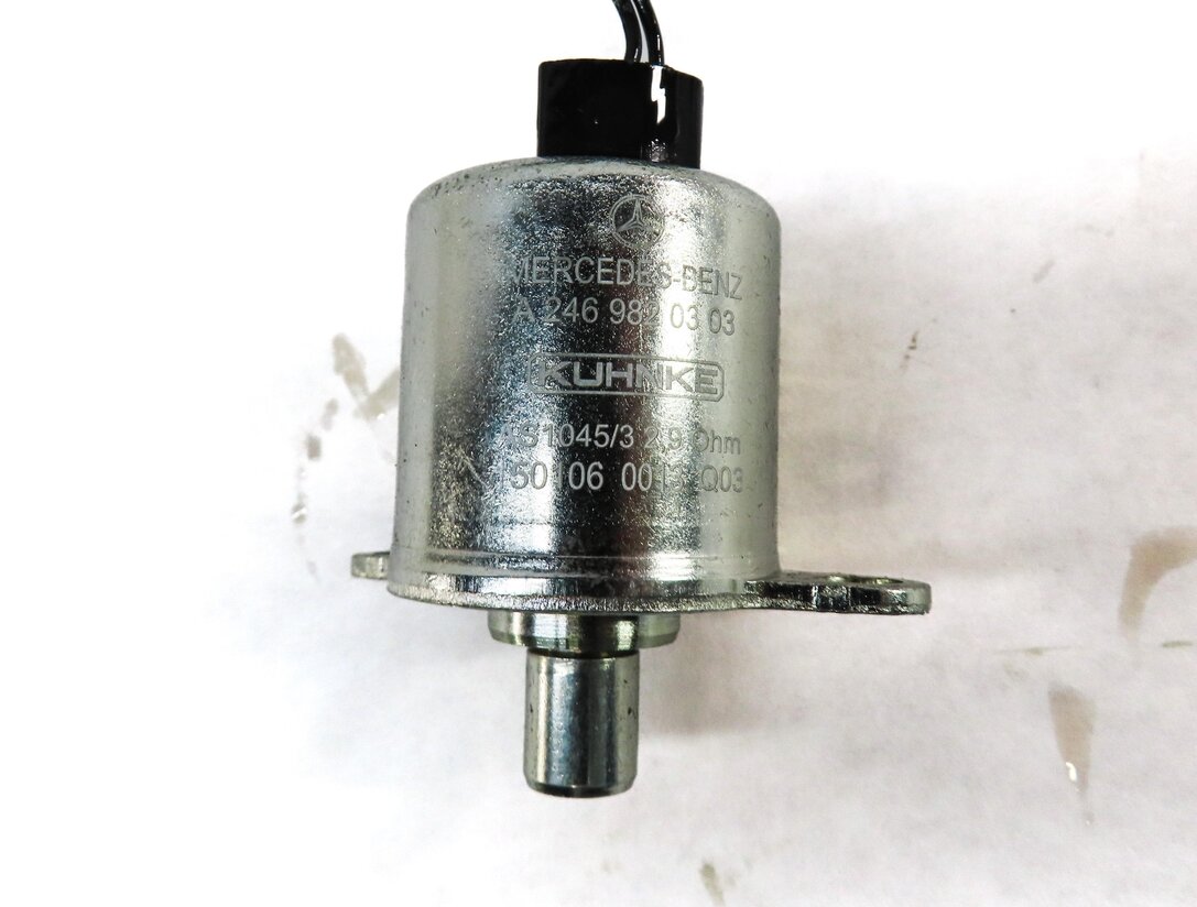 Thumbnail 4: 2015 MERCEDES CLA250 (C117 W117) POWER STEERING GEAR RACK & PINION SENSOR