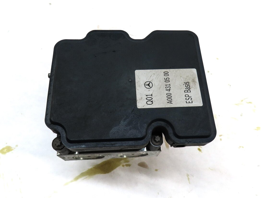 Thumbnail 4: 2014-2019 MERCEDES B250 CLA250 (C117 W246) ESP ABS BRAKE PUMP w/ MODULE