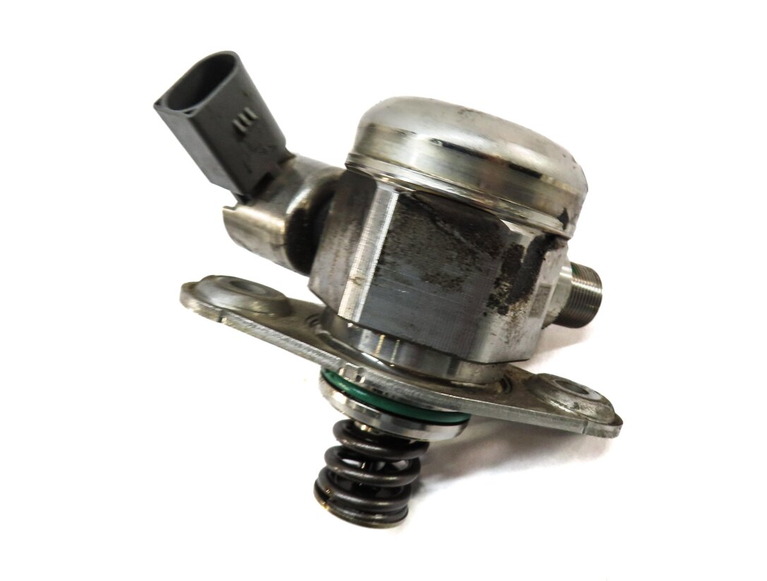 Thumbnail 5: 2013-2020 MERCEDES B250 CLA250 GLA250 (C117 W156 W246) HIGH PRESSURE FUEL PUMP
