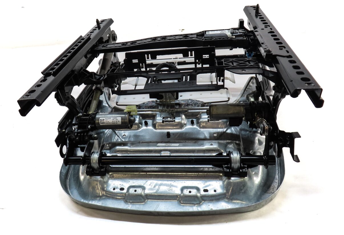 Thumbnail 5: 2014-2019 MERCEDES CLA CLASS (C117) FRONT RIGHT PASSENGER SEAT TRACK (MEMORY)