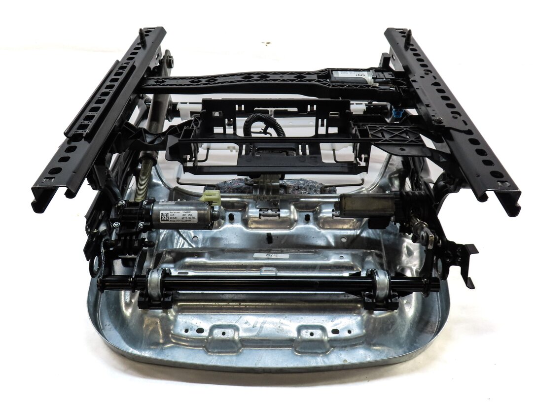 Thumbnail 6: 2014-2019 MERCEDES CLA CLASS (C117) FRONT RIGHT PASSENGER SEAT TRACK (MEMORY)