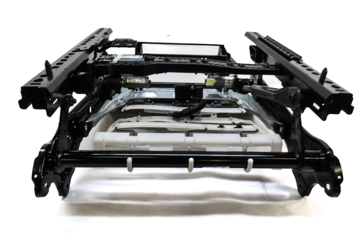 Thumbnail 8: 2014-2019 MERCEDES CLA CLASS (C117) FRONT RIGHT PASSENGER SEAT TRACK (MEMORY)