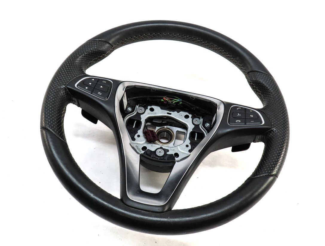 2015 MERCEDES CLA250 (W117) LEFT DRIVER 3-SPOKE STEERING WHEEL w/ PADDLES BLACK