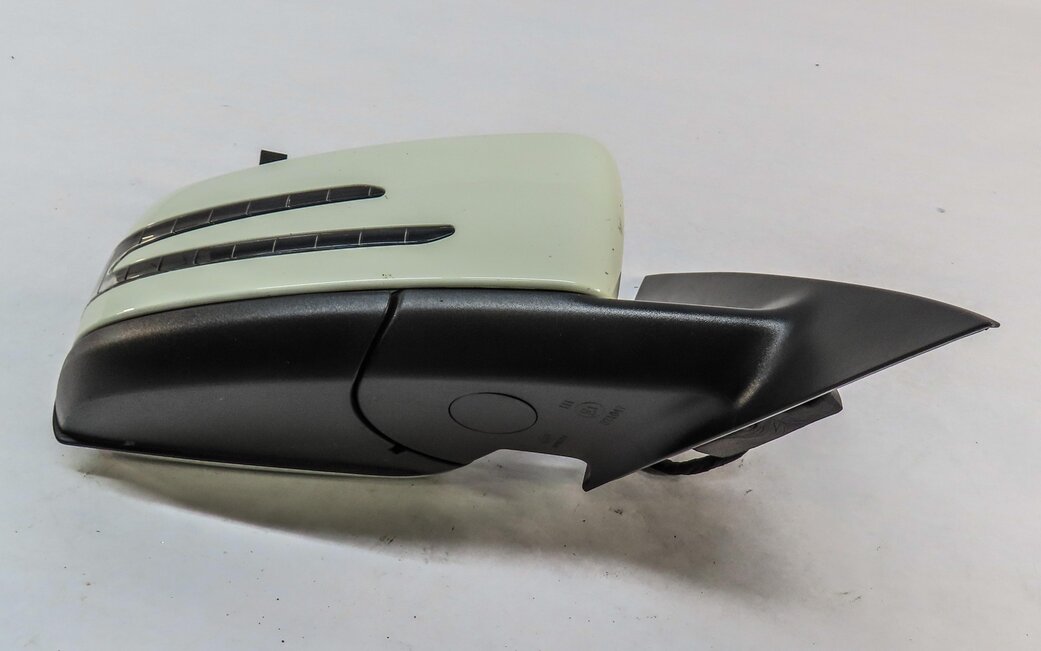 Thumbnail 6: 14-16 MERCEDES CLA CLASS (C117) RIGHT PASSENGER DOOR MIRROR w/ MEMORY (WHITE)