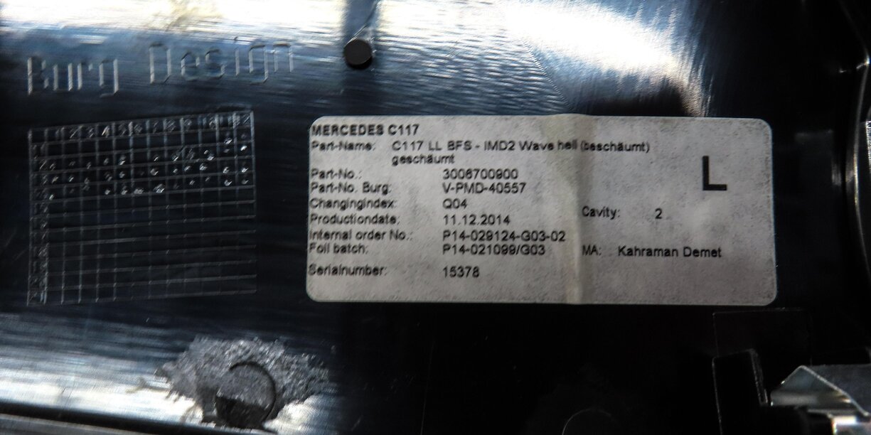 Thumbnail 5: 2015 MERCEDES CLA250 (C117 W117) FRONT DASH PANEL TRIM (SILVER WAVE)
