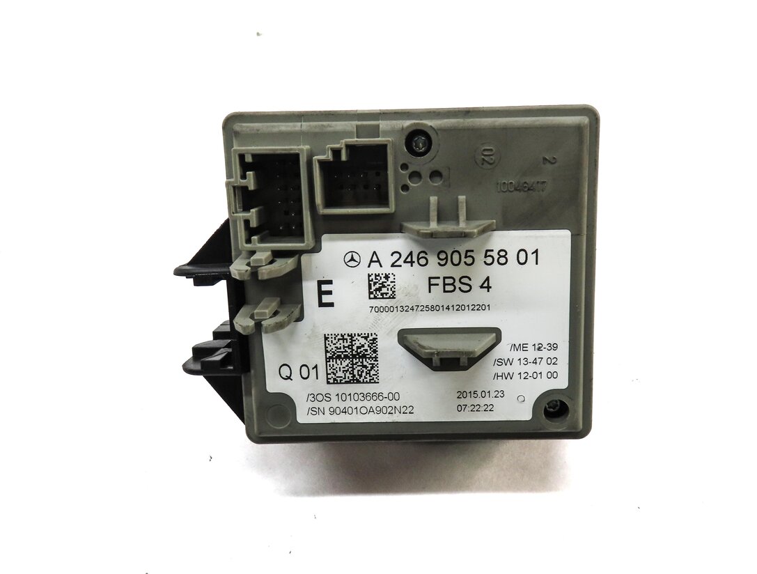 Thumbnail 4: 2014-2015 MERCEDES BENZ CLA45 AMG CLA250 (C117) IGNITION SWITCH MODULE