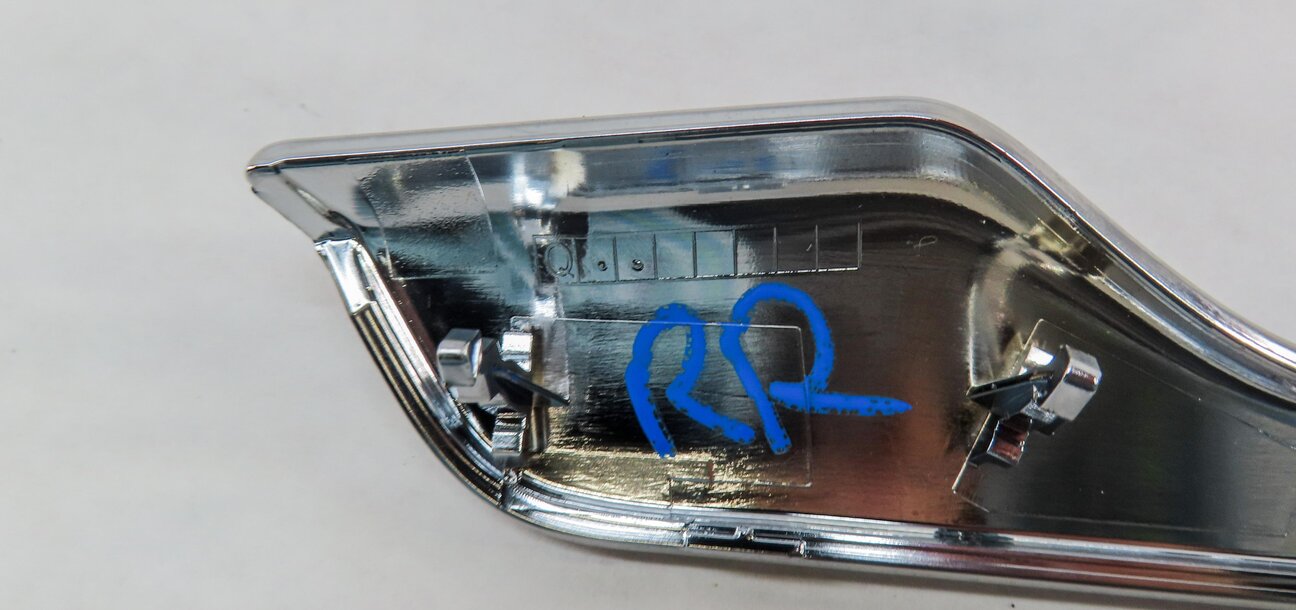 Thumbnail 11: 2015 MERCEDES CLA250 (C117 W117) INTERIOR DOOR PANEL TRIM MOULDING SET (CHROME)