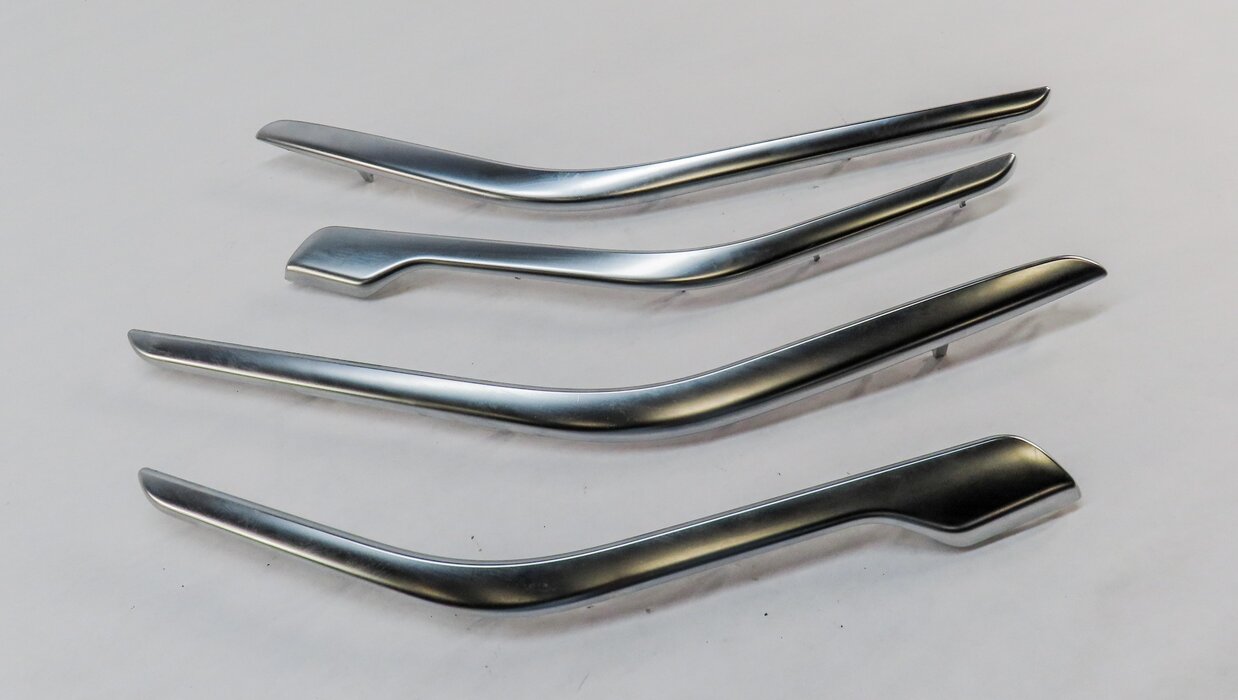 Thumbnail 2: 2015 MERCEDES CLA250 (C117 W117) INTERIOR DOOR PANEL TRIM MOULDING SET (CHROME)