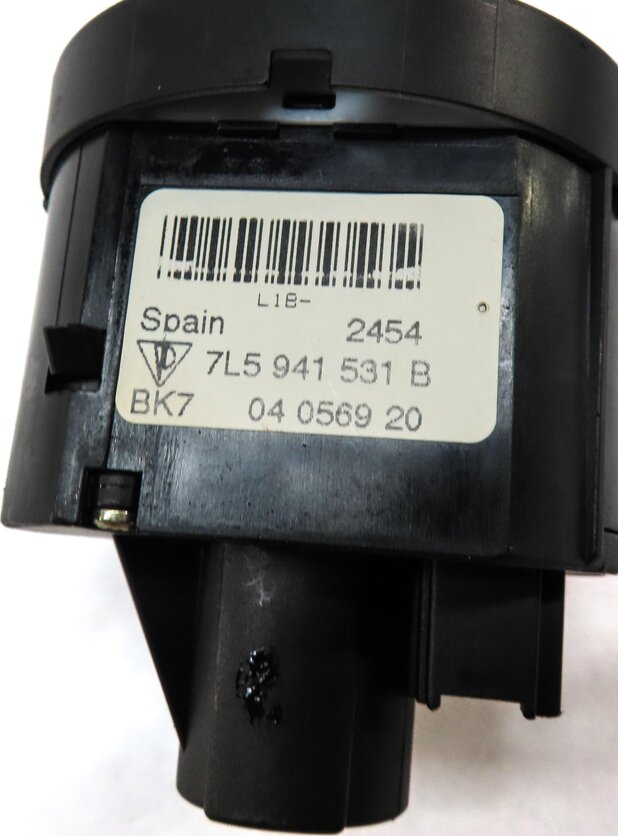 Thumbnail 4: 2003-2010 PORSCHE CAYENNE (955 957) HEADLIGHT SWITCH