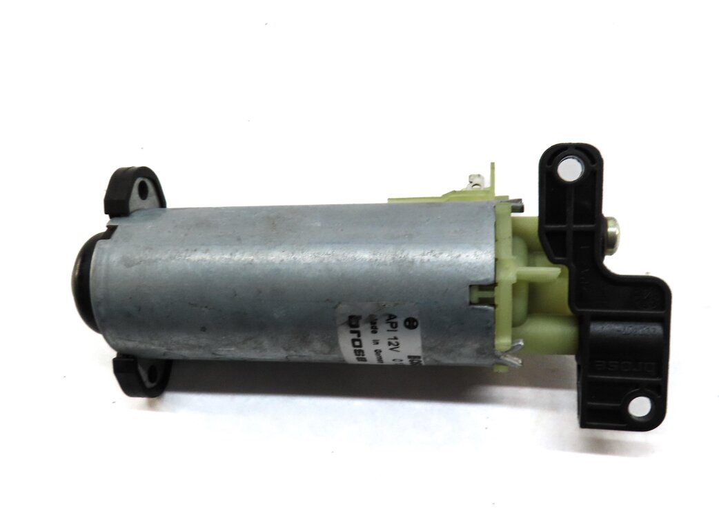Thumbnail 4: 2005 PORSCHE CAYENNE (955) FRONT LEFT DRIVER SEAT ADJUST ADJUSTMENT MOTOR SET
