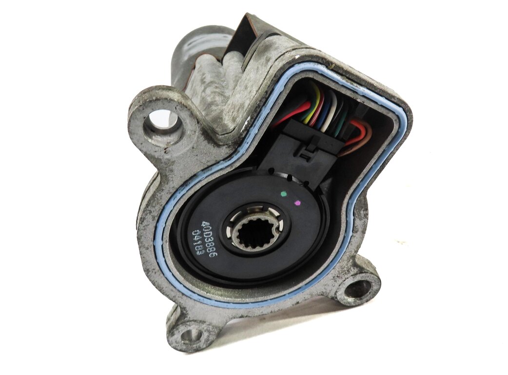 Thumbnail 3: 2003-2010 PORSCHE CAYENNE (955 957) FRONT TRANSFER CASE ELECTRIC SHIFT MOTOR