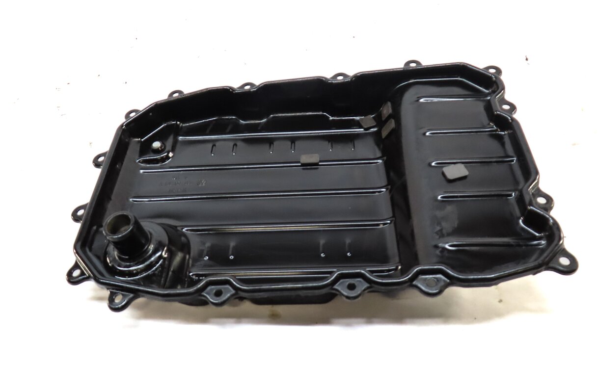 Thumbnail 2: 03-10 PORSCHE CAYENNE (955 957) AUTO AUTOMATIC TRANSMISSION OIL PAN FLUID PAN