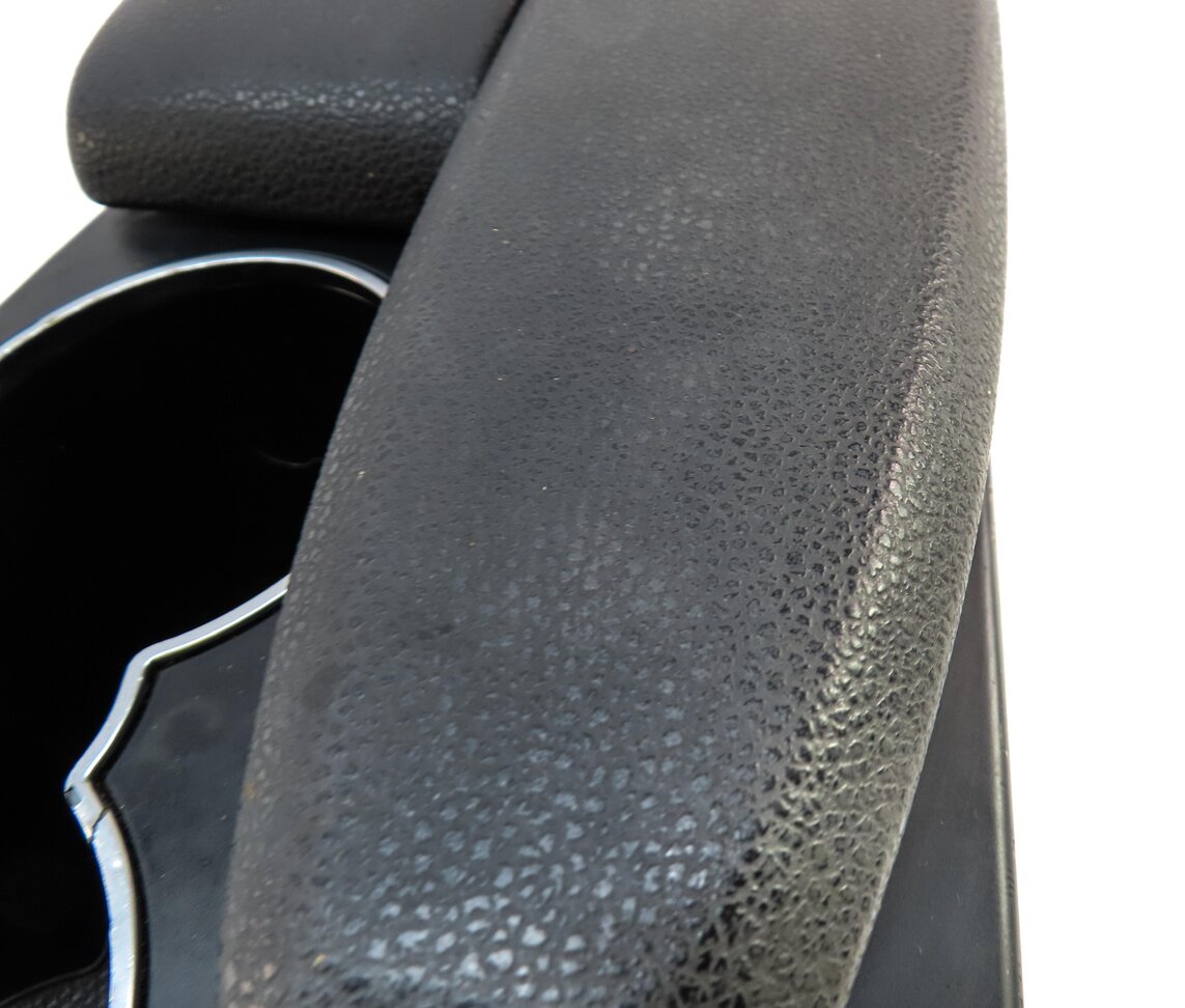 Thumbnail 7: 08-14 MERCEDES C-CLASS (W204) FRONT CENTER CONSOLE ARMREST COMPARTMENT (BLACK)